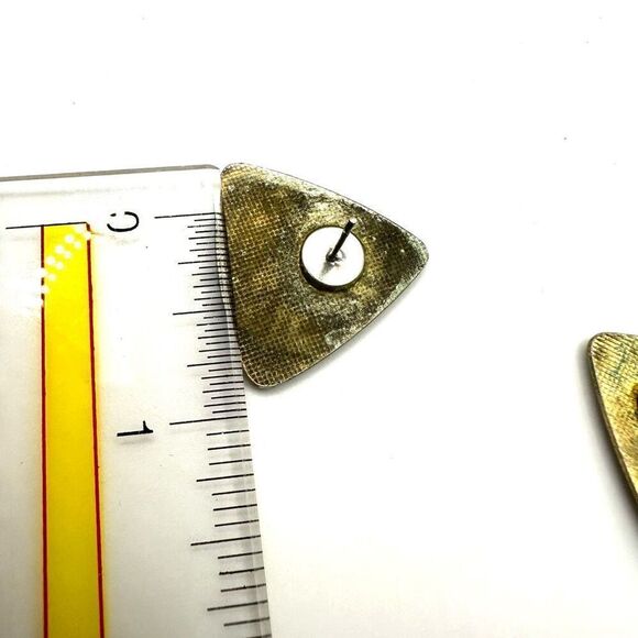 Red green and brown triangle post earrings - Picture 8 of 8